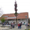 Bild: Partybilder der Party: Maibaumstellen auf dem Dorfplatz Ebenweiler am 30.04.2012 in DE | Baden-Wrttemberg | Ravensburg | Ebenweiler