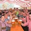Bild: Partybilder der Party: SCHUSSENRIEDER Oktoberfest mit groem Dirndl-Weltrekord-Versuch am 04.10.2014 in DE | Baden-Wrttemberg | Biberach | Bad Schussenried